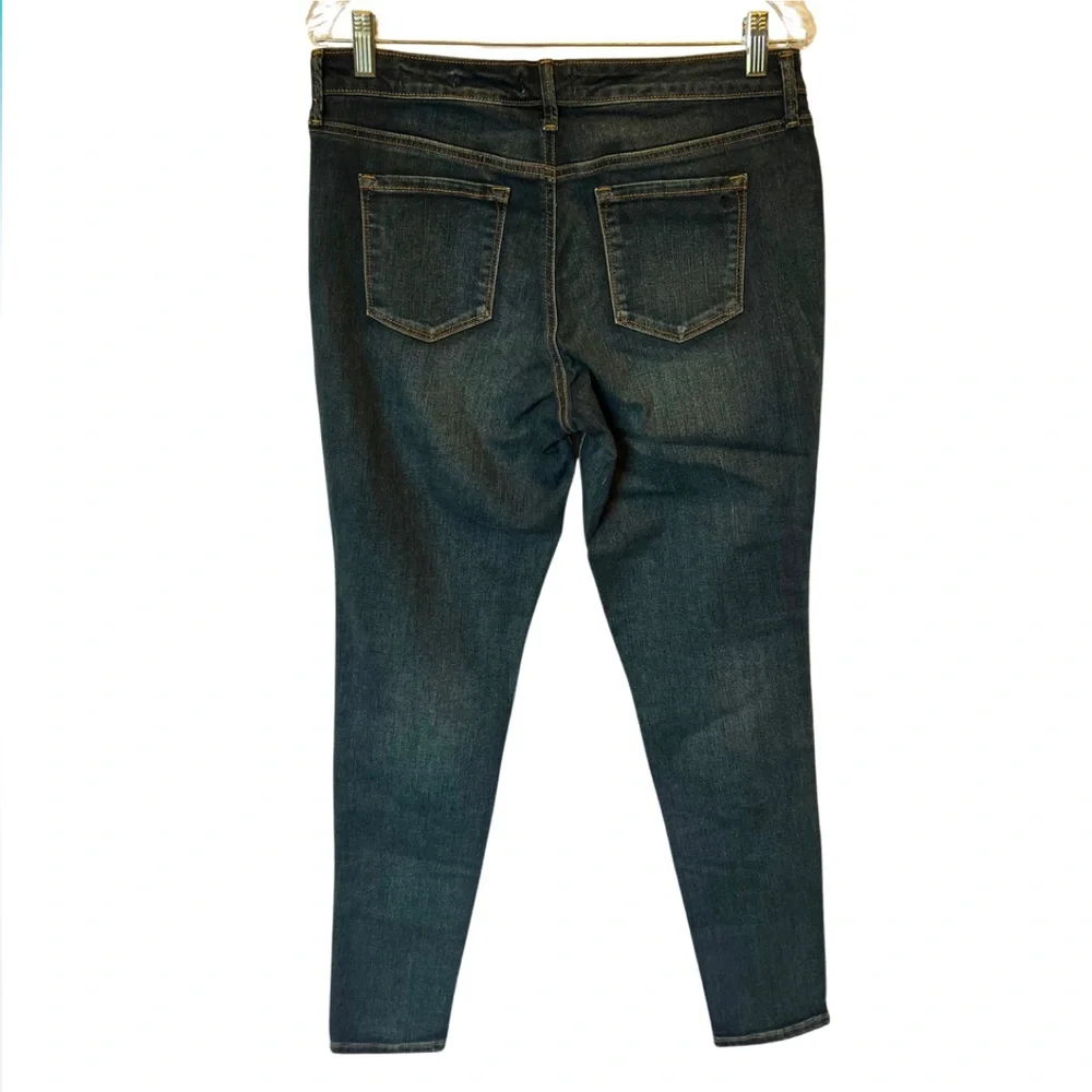 NWT Jessica Simpson Women's Jeans. Skinny Fit Dark Wash - Picture 2 of 12